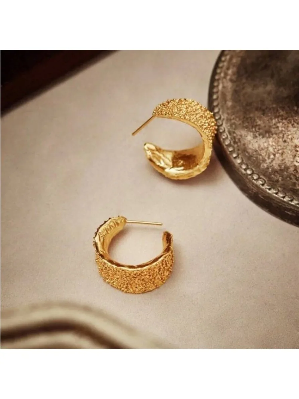 Textured Hoop Earrings Q920